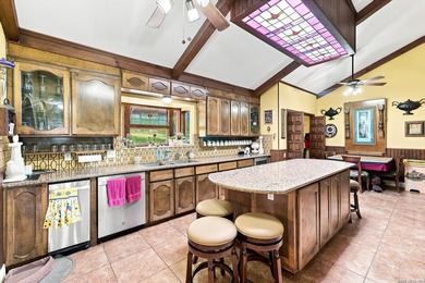 An extraordinary waterfront estate where timeless craftsmanship - photo 16