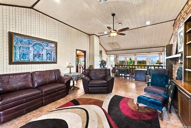 An extraordinary waterfront estate where timeless craftsmanship - photo 25