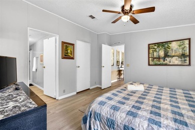 Tucked away in the heart of Florida's Nature Coast, this - photo 33