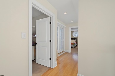 CUSTOM LEEDS-BUILT HOME JUST TWO BLOCKS TO THE BEACH! Built in - photo 33