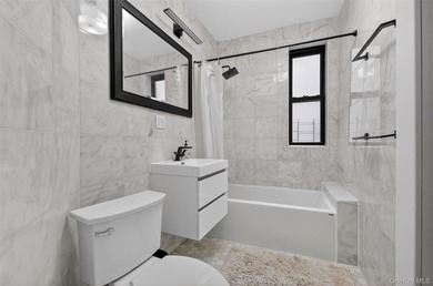 Beautiful 3-bedroom pre-war condominium available on historic - photo 12