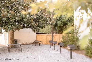 Welcome to The Porter Condos, perfectly located just off Porter - photo 13