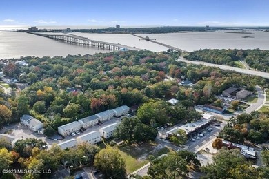 Welcome to The Porter Condos, perfectly located just off Porter - photo 15