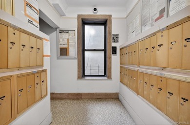 Beautiful 3-bedroom pre-war condominium available on historic - photo 19