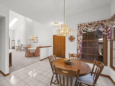 Enjoy maintenance free living in this spacious On The Park - photo 7
