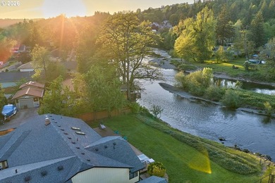 What an incredible river front property - ASTOUNDING views and - photo 3