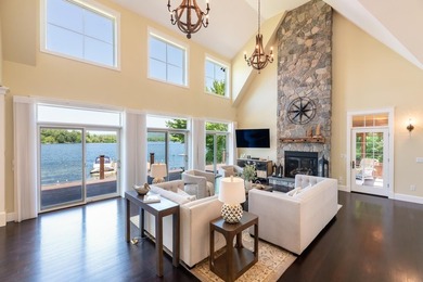 Exceptional Lake Winnipesaukee living awaits on this rare level - photo 2