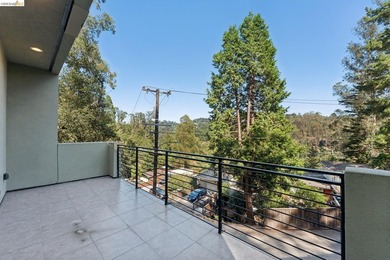 Contractor Special/ Fixer! Incredible Opportunity in the - photo 23