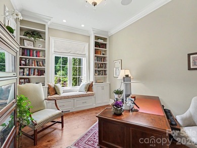 A first offering of this custom-built Simonini home in The - photo 25