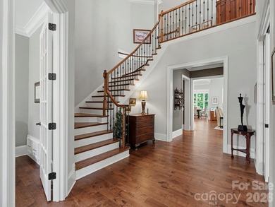 A first offering of this custom-built Simonini home in The - photo 26