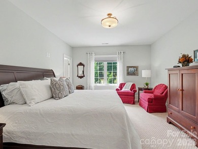 A first offering of this custom-built Simonini home in The - photo 32