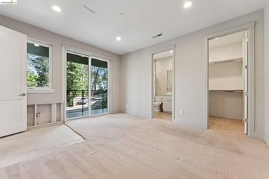 Contractor Special/ Fixer! Incredible Opportunity in the - photo 33