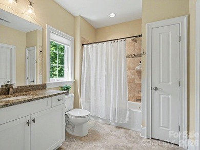 A first offering of this custom-built Simonini home in The - photo 33