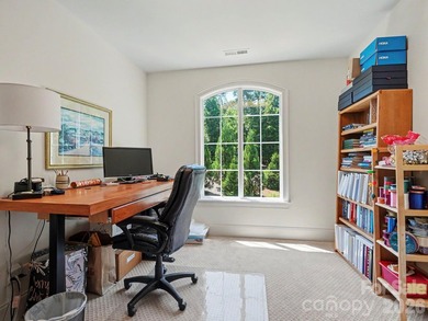 A first offering of this custom-built Simonini home in The - photo 34