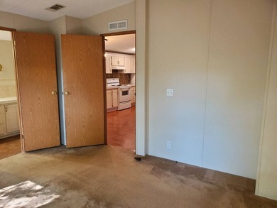THIS HOME IS ON LEASED LAND WITH A MONTHLY LOT RENT OF $632 AND - photo 34
