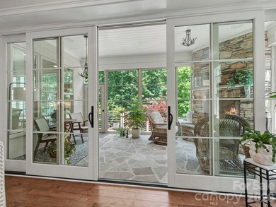 A first offering of this custom-built Simonini home in The - photo 38