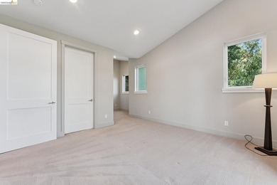 Contractor Special/ Fixer! Incredible Opportunity in the - photo 44