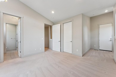 Contractor Special/ Fixer! Incredible Opportunity in the - photo 45