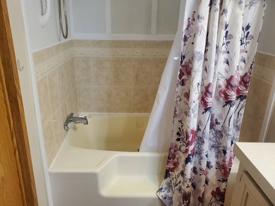 THIS HOME IS ON LEASED LAND WITH A MONTHLY LOT RENT OF $632 AND - photo 46