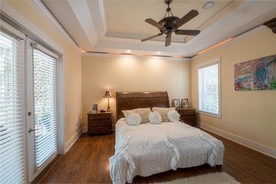 Spacious, custom-built home located on a private cul-de-sac - photo 6
