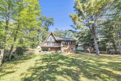 Legend Lake Home For Sale in Keshena Wisconsin