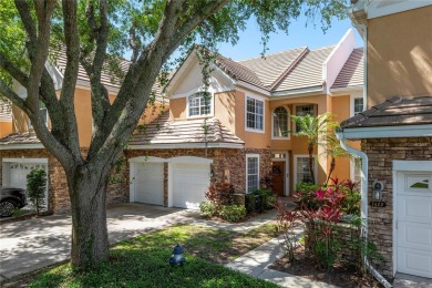 Lake Townhome/Townhouse For Sale in Orlando, Florida