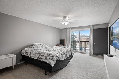 Affordable condo living! HOA fee pays almost EVERYTHING: water - photo 14