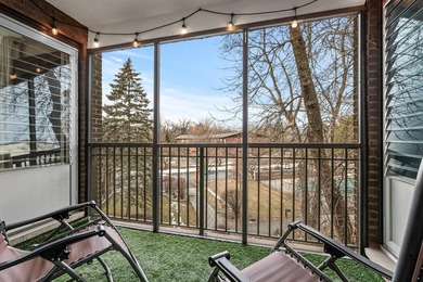 Affordable condo living! HOA fee pays almost EVERYTHING: water - photo 19