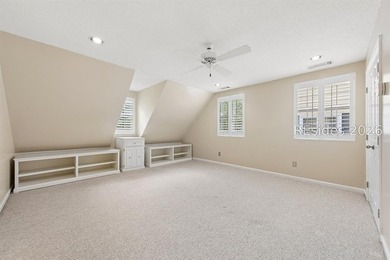Tucked behind wrought iron gates on over four private, fenced - photo 33
