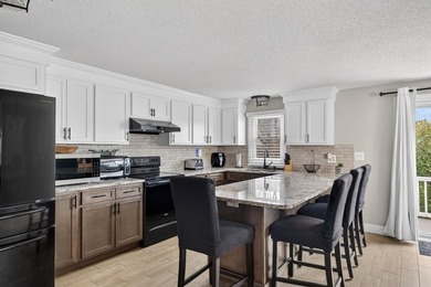 Major price improvement! Seller is under contract on their next - photo 3