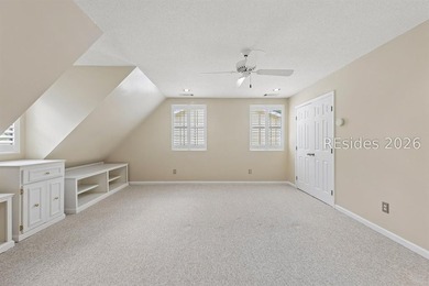 Tucked behind wrought iron gates on over four private, fenced - photo 34