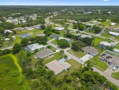 Stylishly renovated & move-in ready, this 3/2/2 CBS home is - photo 2