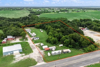 Excellent Development opportunity in the largest commercial - photo 2