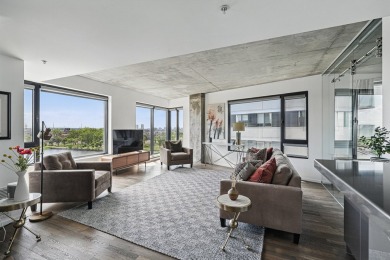 Lake Home For Sale in Montréal (Le Sud-Ouest),
