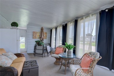 Move right into this furnished 2BR/2BA home on a desirable - photo 6