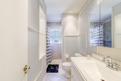 This charming split foyer home features an open floor plan with - photo 13