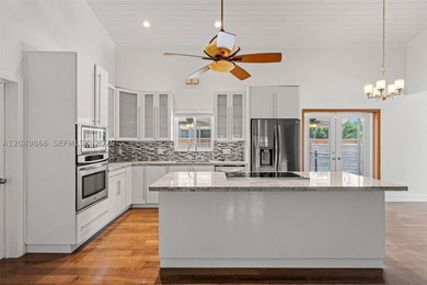 Ideally located in desirable East Hollywood, just minutes from - photo 19