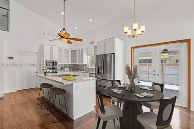 Ideally located in desirable East Hollywood, just minutes from - photo 20