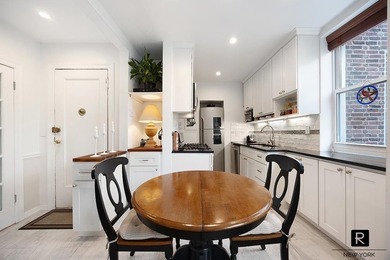 Top floor, sun-drenched prewar 2BR in a 1920 landmark co-op - photo 6
