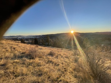 Lake Ewauna Lot For Sale in Klamath Falls Oregon