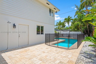 Ideally located in desirable East Hollywood, just minutes from - photo 47