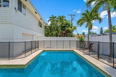 Ideally located in desirable East Hollywood, just minutes from - photo 49
