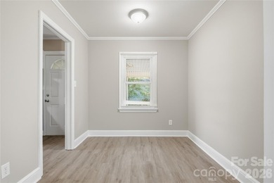 Welcome home to this charming ranch, situated on a spacious 0 - photo 8