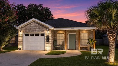 OPEN 2-4 Sat & Sun 1-4 LOCATION, LOCATION - GORGEOUS, UPGRADED - photo 2