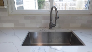 This affordable starter home in the highly regarded NEISD boasts - photo 9