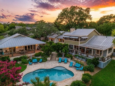 Beautifully updated custom home in desirable Riverhill offering - photo 1