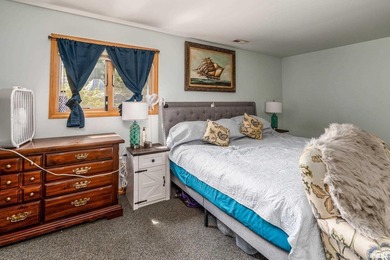 Discover your own private retreat on 10 serene acres with mature - photo 15