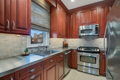 Prestigious Oceanfront Estate at The Point in Longport, New - photo 15