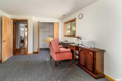 Discover your own private retreat on 10 serene acres with mature - photo 17