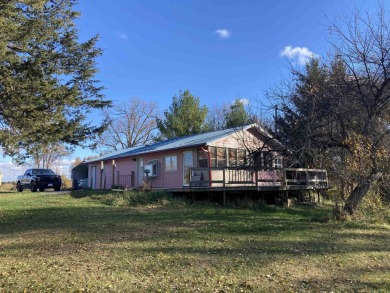 Lake Home For Sale in Wisconsin Dells, Wisconsin